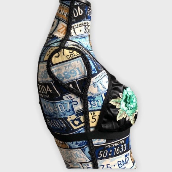 Strappy Embroidered Flower V Plunge Bra - Picture 4 of 8